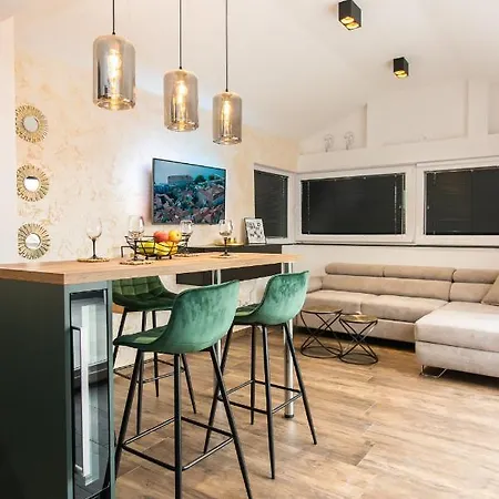 Appartement 88 - Rooftop Jacuzzi&terrace Zadar