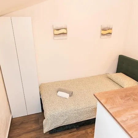 88 - Rooftop Jacuzzi & Terrace Zadar