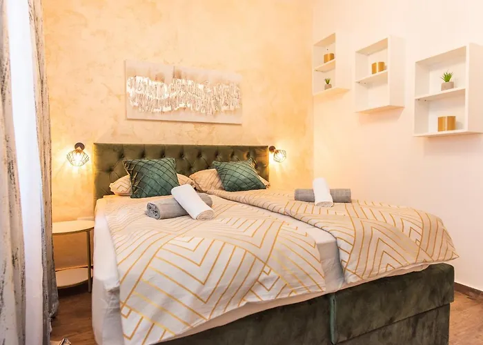 88 - Rooftop Jacuzzi & Terrace * 자다르